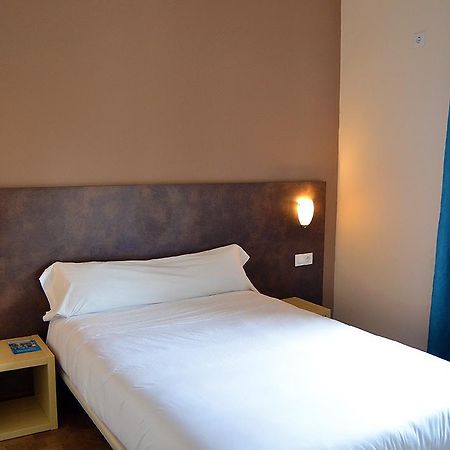 Hostal Restaurante Los Mellizos Guarromán 외부 사진